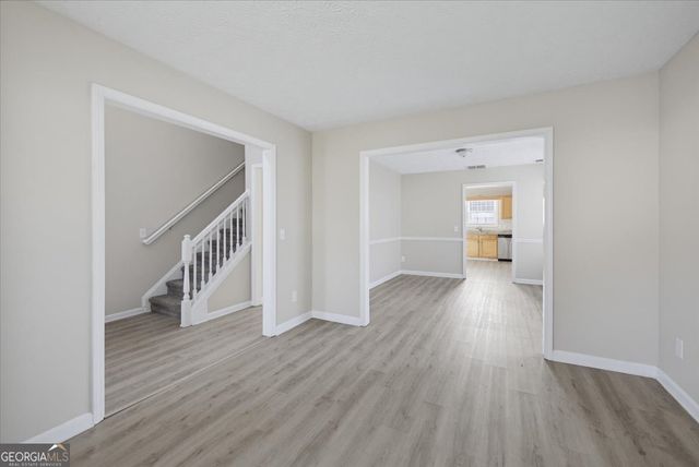 3246 Shady Valley Lane, Loganville, GA 30052