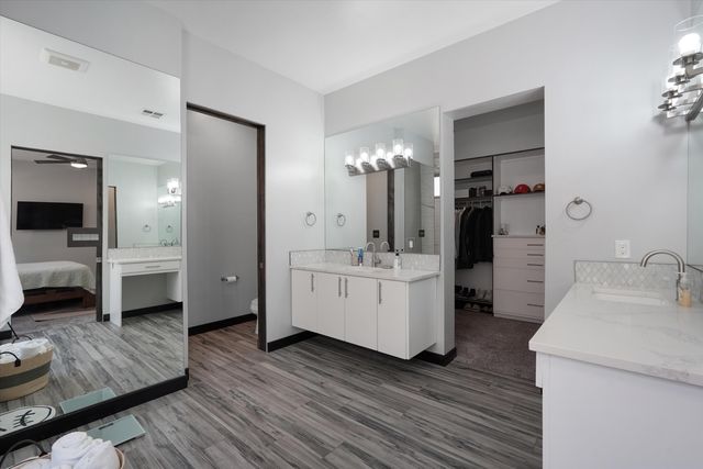 8832 Silver Oak Lane NE, Albuquerque, NM 87113