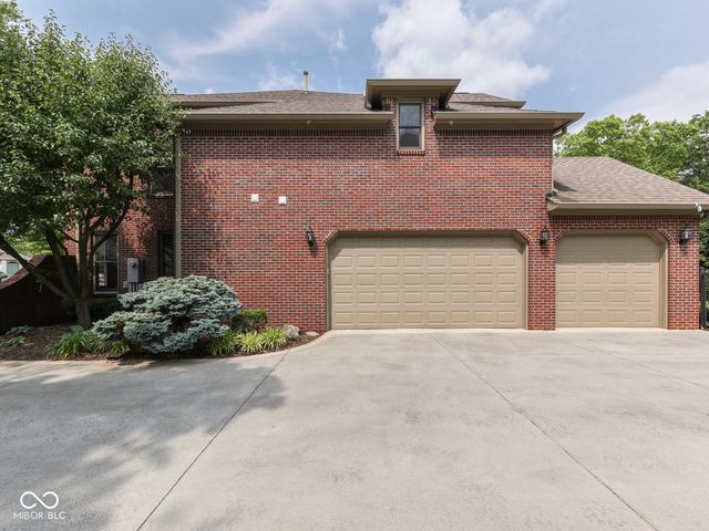 20 Forrests Edge Court, Indianapolis, IN 46227