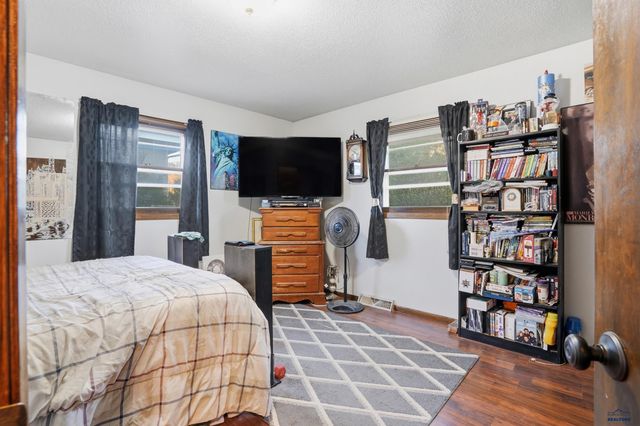 2709 CAMERON DR, Rapid City, SD 57702