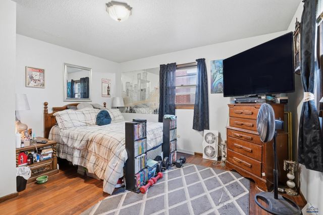 2709 CAMERON DR, Rapid City, SD 57702