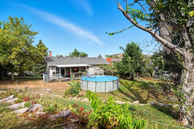 2709 CAMERON DR, Rapid City, SD 57702