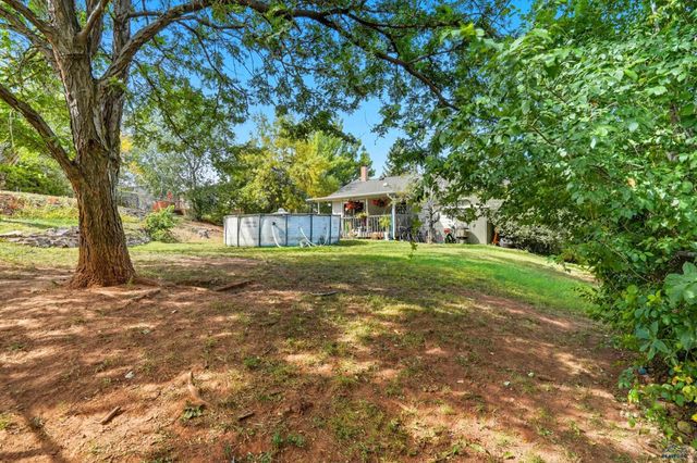 2709 CAMERON DR, Rapid City, SD 57702