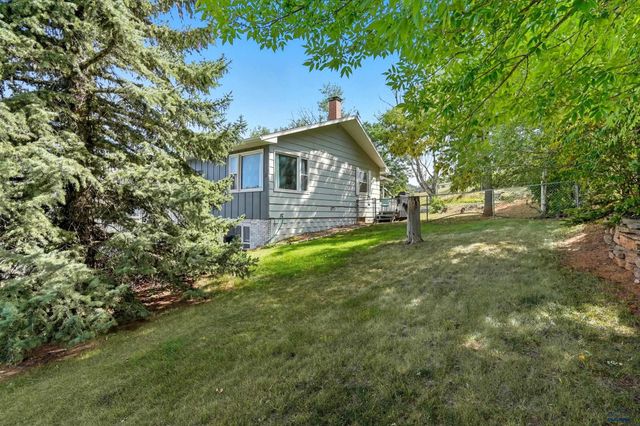 2709 CAMERON DR, Rapid City, SD 57702