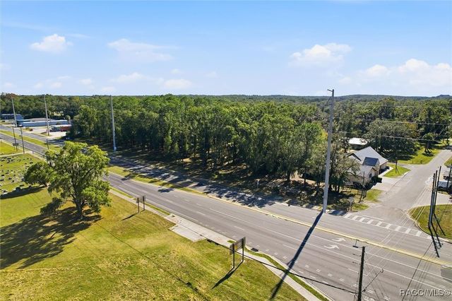 3132 W Gulf To Lake Highway, Lecanto, FL 34461