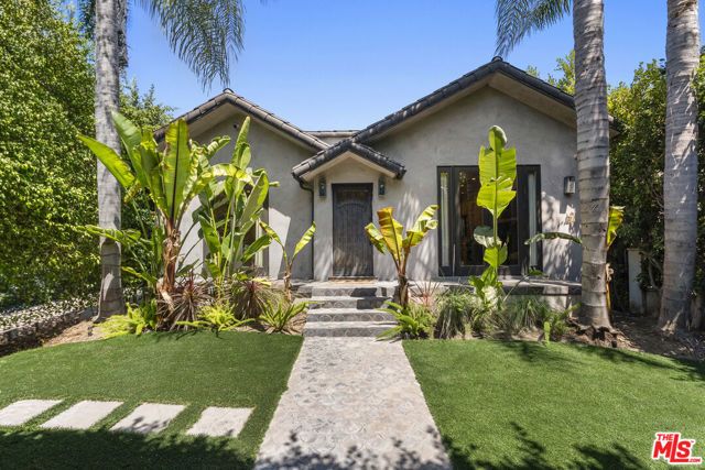 812 N Harper Avenue, Los Angeles, CA 90046