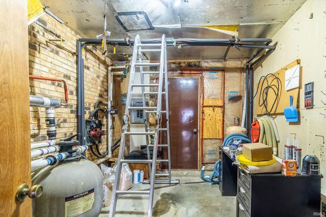 15128 Wesley Chapel Road, Churubusco, IN 46723