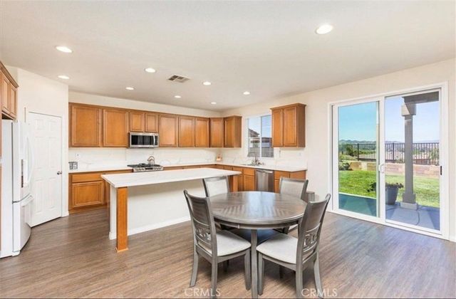 31705 Middlebrook, Menifee, CA 92584
