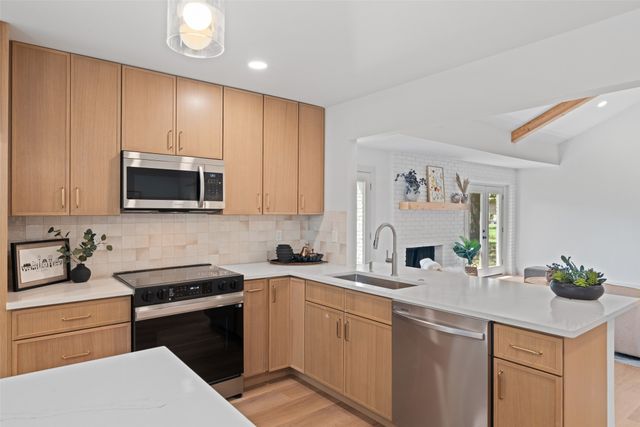 356 Willow Wood Street, Murphy, TX 75094