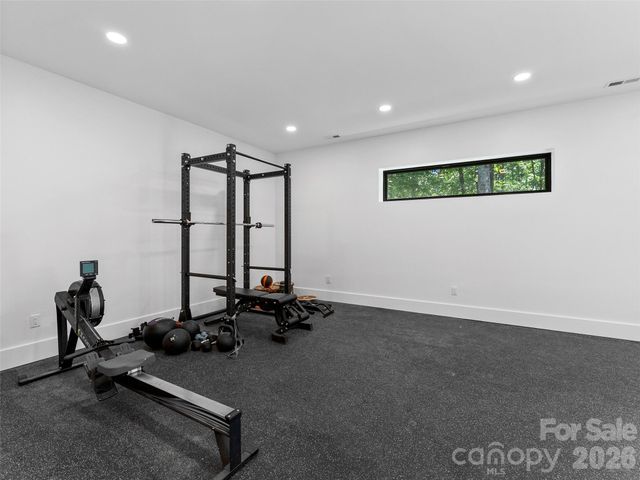 80 Maple Grove Court, Hendersonville, NC 28792