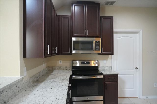 2212 LENNOX DALE LANE, Brandon, FL 33510