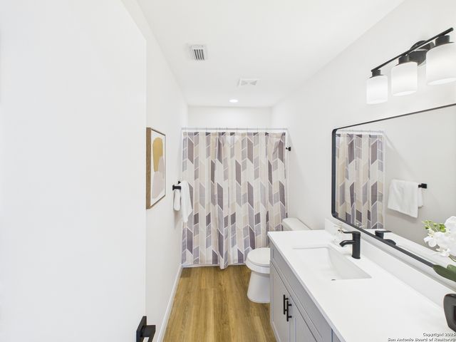4933 Corian Well Dr, San Antonio, TX 78247
