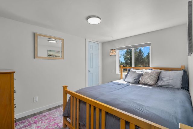 102 Hackett Drive, La Pine, OR 97739