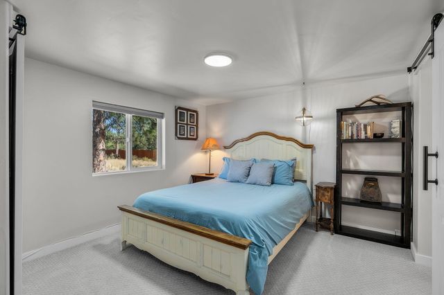 102 Hackett Drive, La Pine, OR 97739
