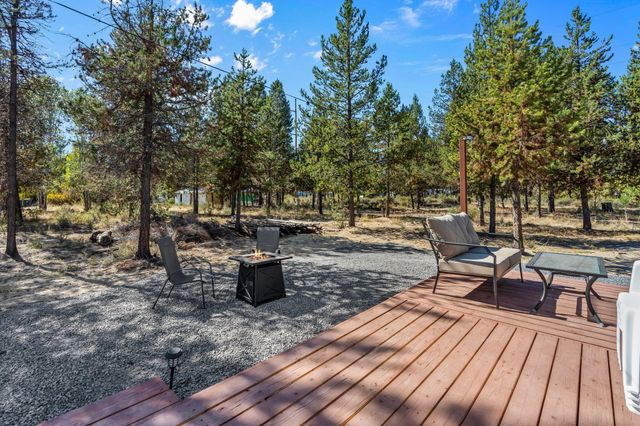 102 Hackett Drive, La Pine, OR 97739