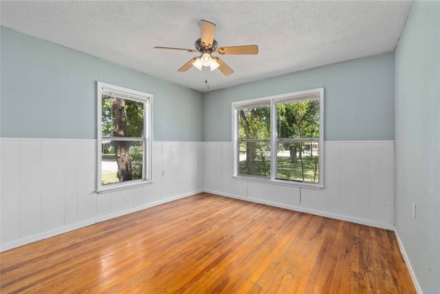 2711 Elizabeth Drive, Brownwood, TX 76801