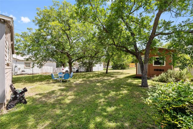 2711 Elizabeth Drive, Brownwood, TX 76801