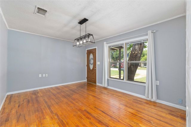 2711 Elizabeth Drive, Brownwood, TX 76801