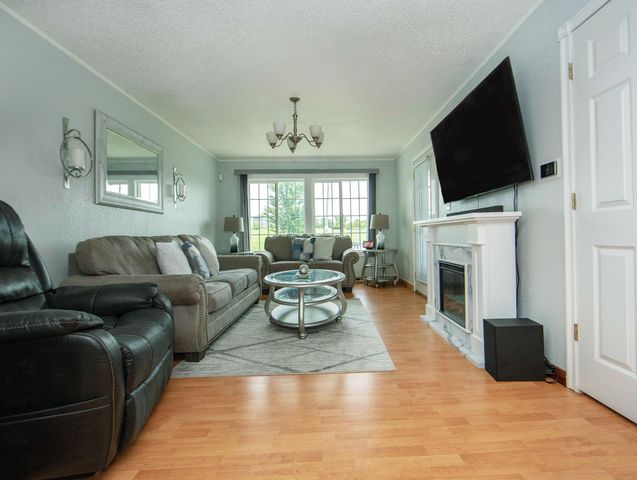 2215 Sager, Waterloo, IA 50701