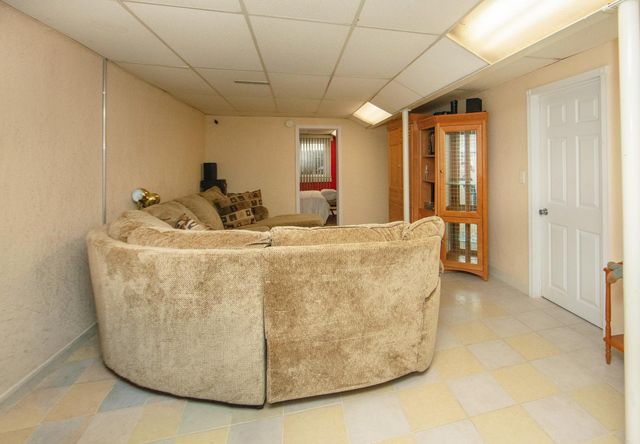 2215 Sager, Waterloo, IA 50701