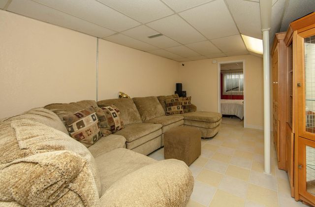 2215 Sager, Waterloo, IA 50701