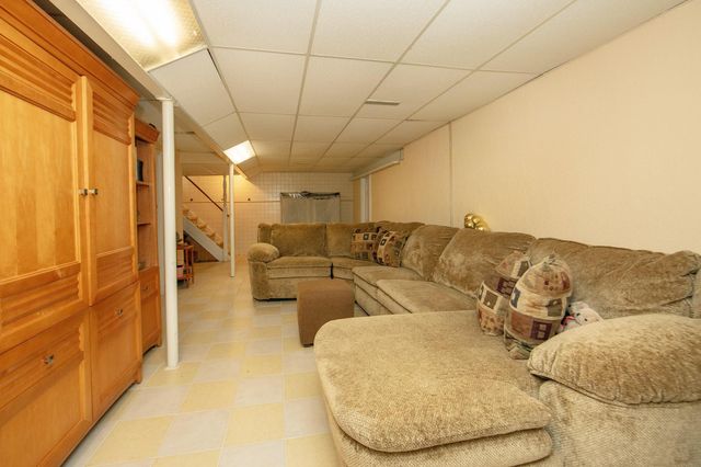 2215 Sager, Waterloo, IA 50701