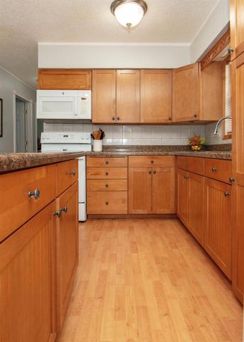 2215 Sager, Waterloo, IA 50701