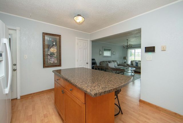 2215 Sager, Waterloo, IA 50701
