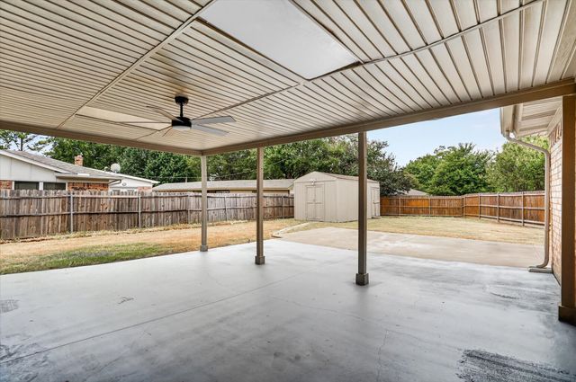 5817 Stone Drive, North Richland Hills, TX 76180