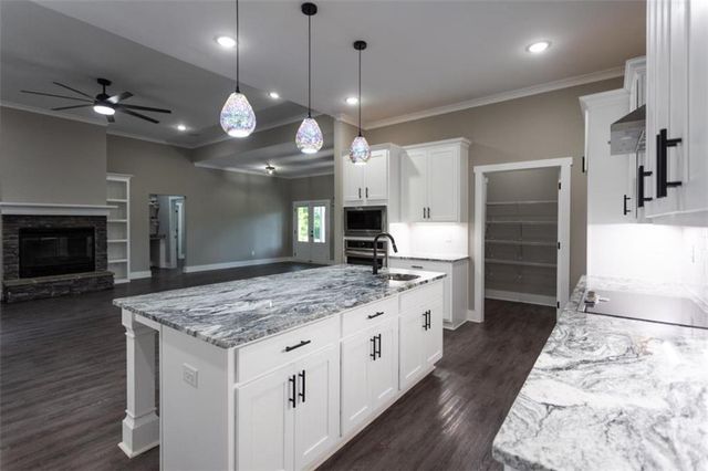 1375 Amber Stapp Studdard Road, Social Circle, GA 30025