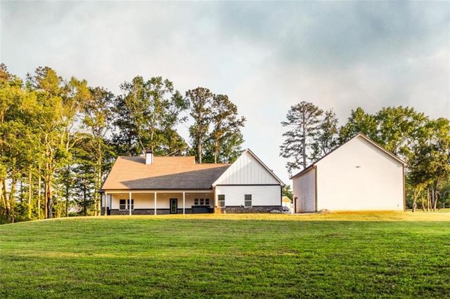 1375 Amber Stapp Studdard Road, Social Circle, GA 30025