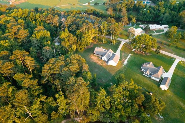 1375 Amber Stapp Studdard Road, Social Circle, GA 30025