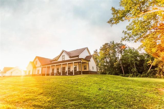 1375 Amber Stapp Studdard Road, Social Circle, GA 30025