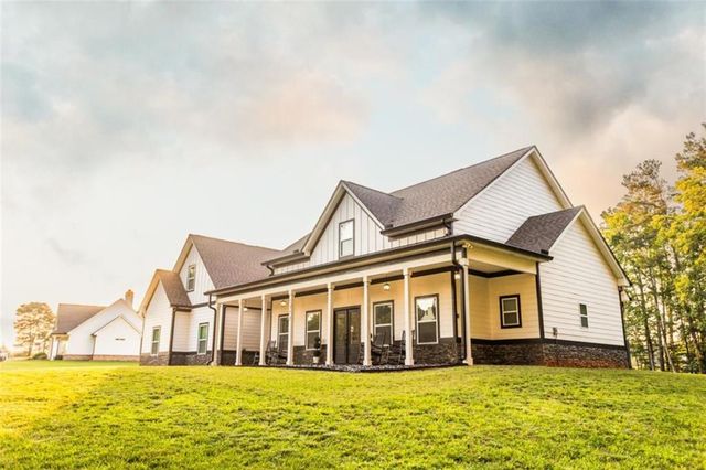 1375 Amber Stapp Studdard Road, Social Circle, GA 30025