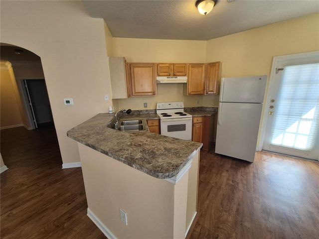 18104 VILLA CREEK DRIVE, Tampa, FL 33647