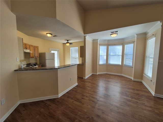 18104 VILLA CREEK DRIVE, Tampa, FL 33647