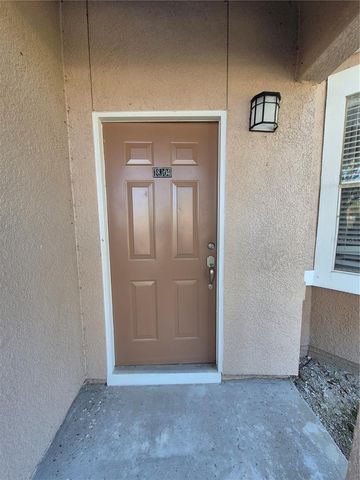 18104 VILLA CREEK DRIVE, Tampa, FL 33647