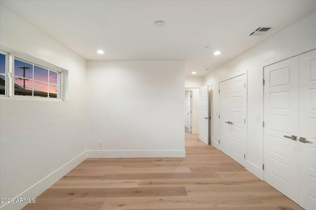 8212 E WILSHIRE Drive, Scottsdale, AZ 85257