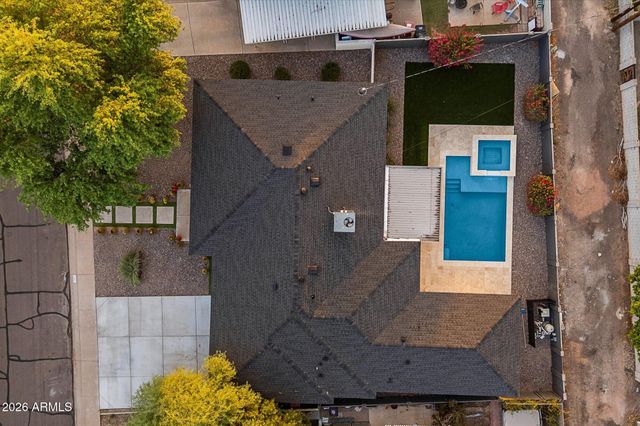 8212 E WILSHIRE Drive, Scottsdale, AZ 85257