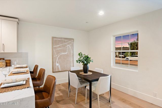 8212 E WILSHIRE Drive, Scottsdale, AZ 85257