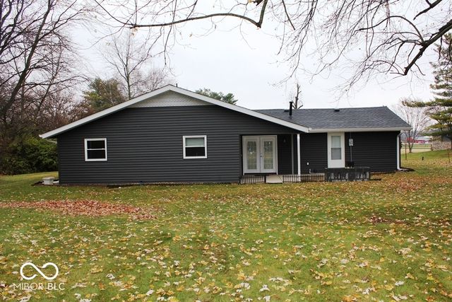 8207 N Myers Road, Muncie, IN 47303