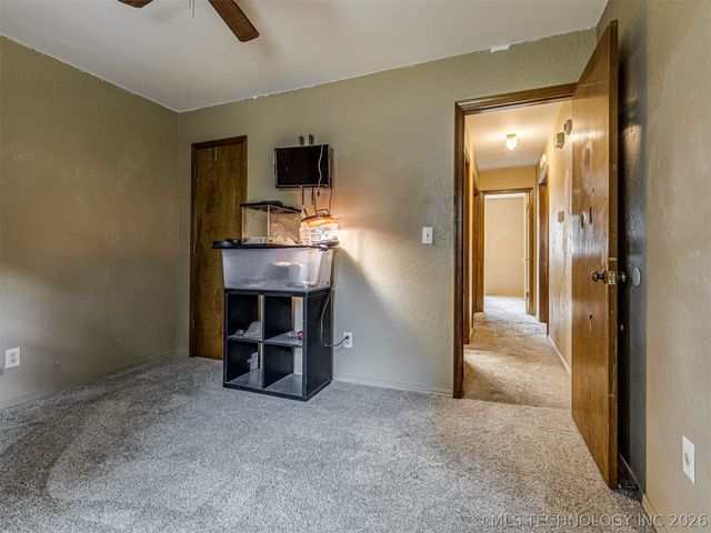 205 Fox Run Circle, Jenks, OK 74037
