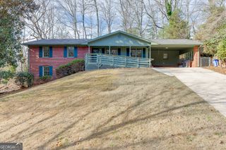 470 Woodland Drive, Gainesville, GA 30501