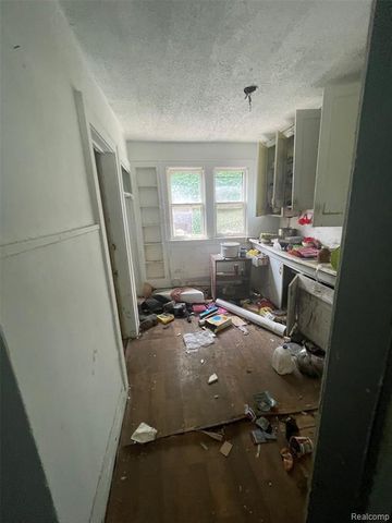 15789 Kentucky Street, Detroit, MI 48238