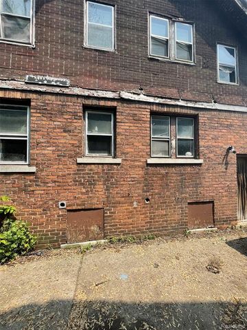 15789 Kentucky Street, Detroit, MI 48238
