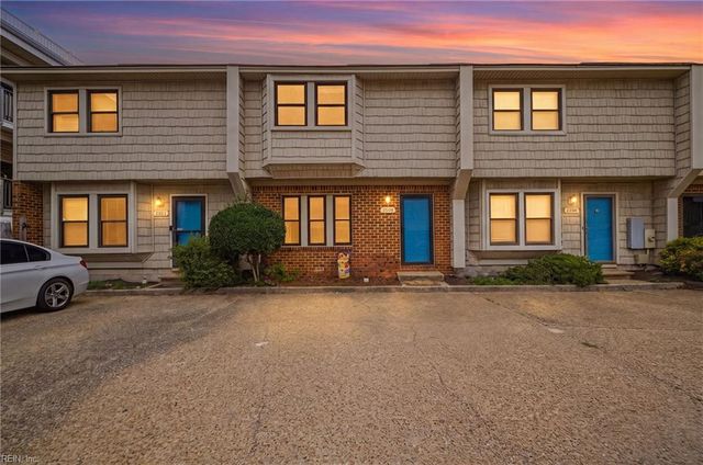 2303 Breakers CT, Virginia Beach, VA 23451