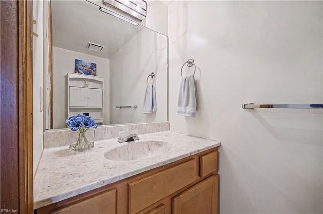 2303 Breakers CT, Virginia Beach, VA 23451