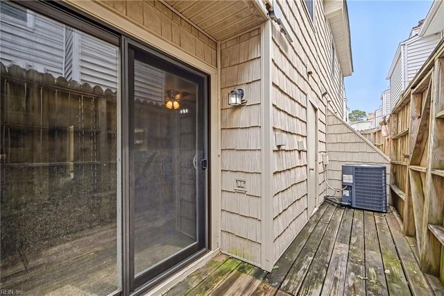 2303 Breakers CT, Virginia Beach, VA 23451