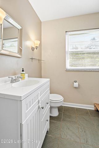 5206 Cool Brook Rd, Louisville, KY 40291