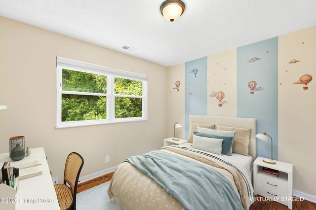 5206 Cool Brook Rd, Louisville, KY 40291